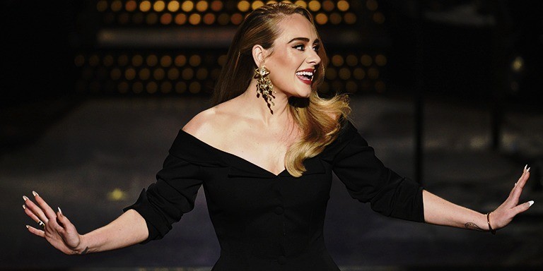 Sesiyle Uzaklara Sürükleyen Adele’in Müzik Serüvenine Dair Bilgiler