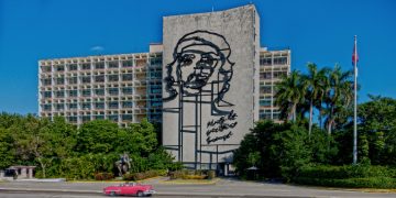 Devrim Ülkesi Küba'nın En Büyüleyici Gözde Yerleri