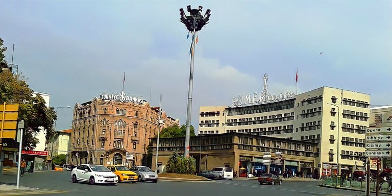 Mutlaka Ziyaret Edilmesi Gereken Ankara’nın Meşhur Caddeleri