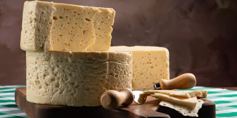 Dünyanın Dört Bir Yanından En Lezzetli Peynir Çeşitleri