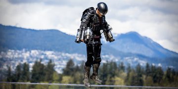 Iron Man İlhamıyla Tasarlanan Jet Suit’in Yerçekimsiz Dünyası