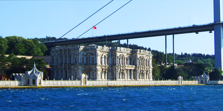 Türkiye'nin Yıllara Meydan Okuyan Milli Sarayları